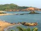 beautiful-om-beach-karwar