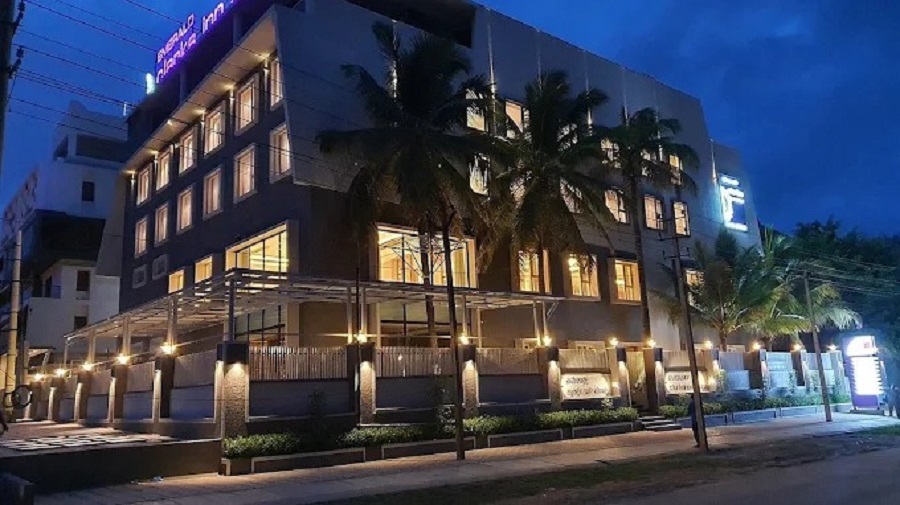 Emerald Clarks Inn Suites, Mysore — pure vegetarian hotel